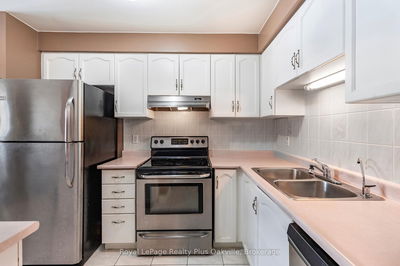 Unit 30 — 2880 Headon Forest Dr, Burlington - Headon image-0-4