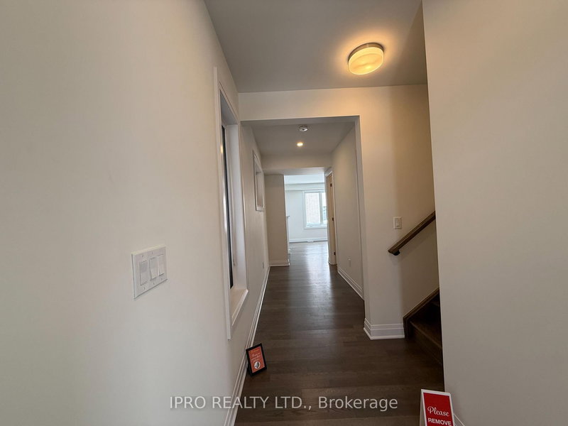 3281 Mariner Pass, Oakville, L6M 4K1 | Image 3