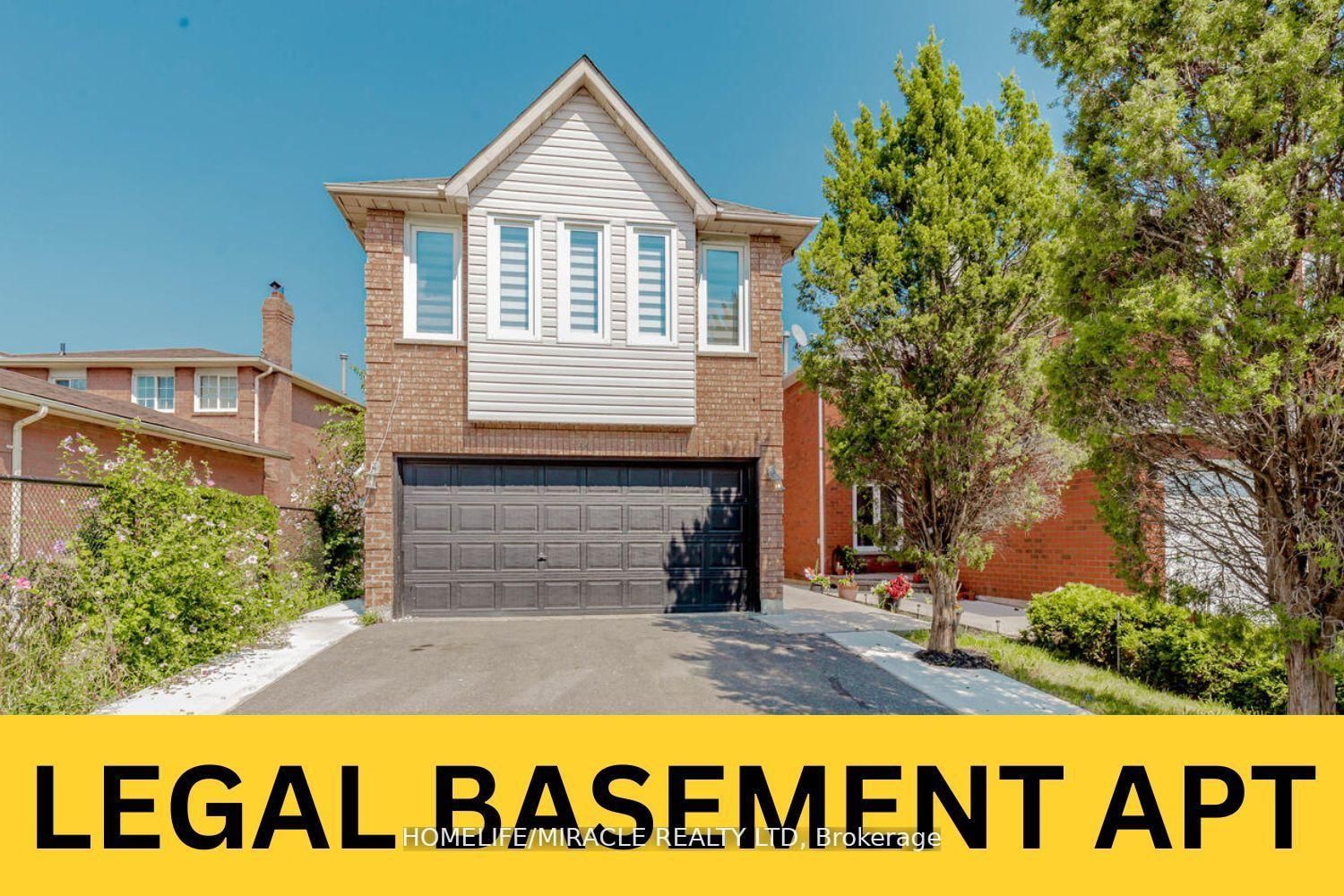 Detached House for sale at 44 Leatherhead Court, Brampton, Westgate, L6S 5E8 - MLS: W11981698