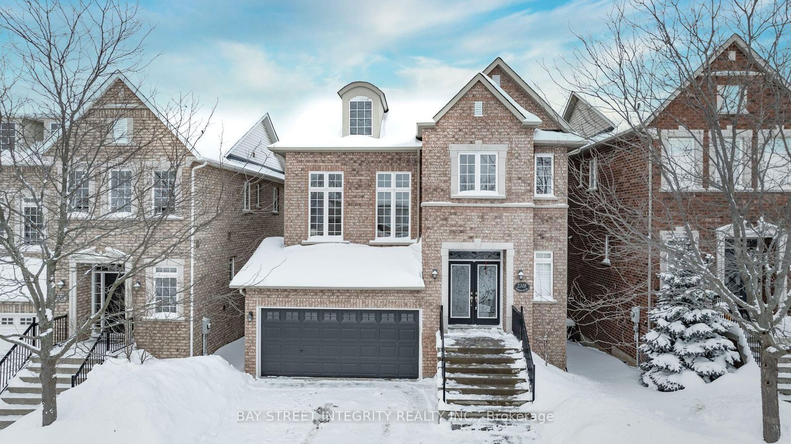 Detached House for sale at 2320 Baronwood Drive, Oakville, WT West Oak Trails, L6M 4Z5 - MLS: W11981797