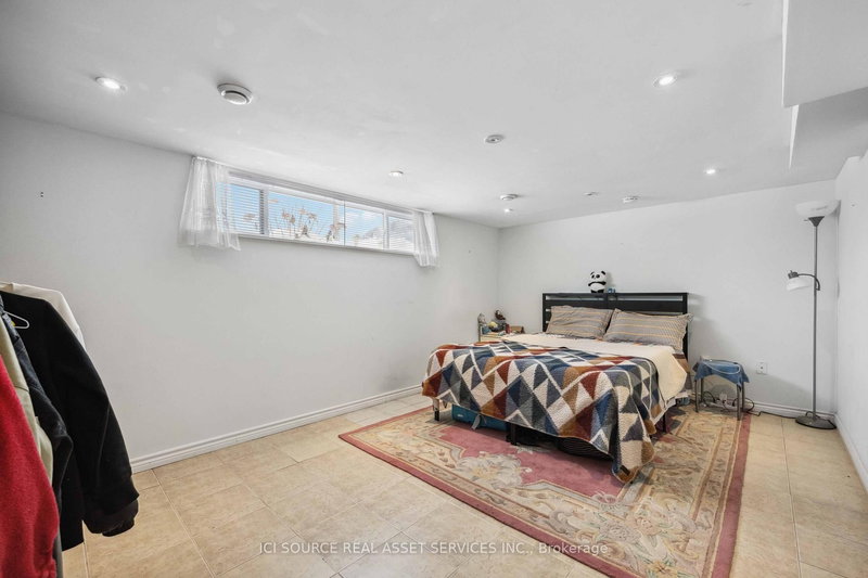 Bsmt - 183 Elmhurst Dr, Toronto, M9W 2L2 | Image 2