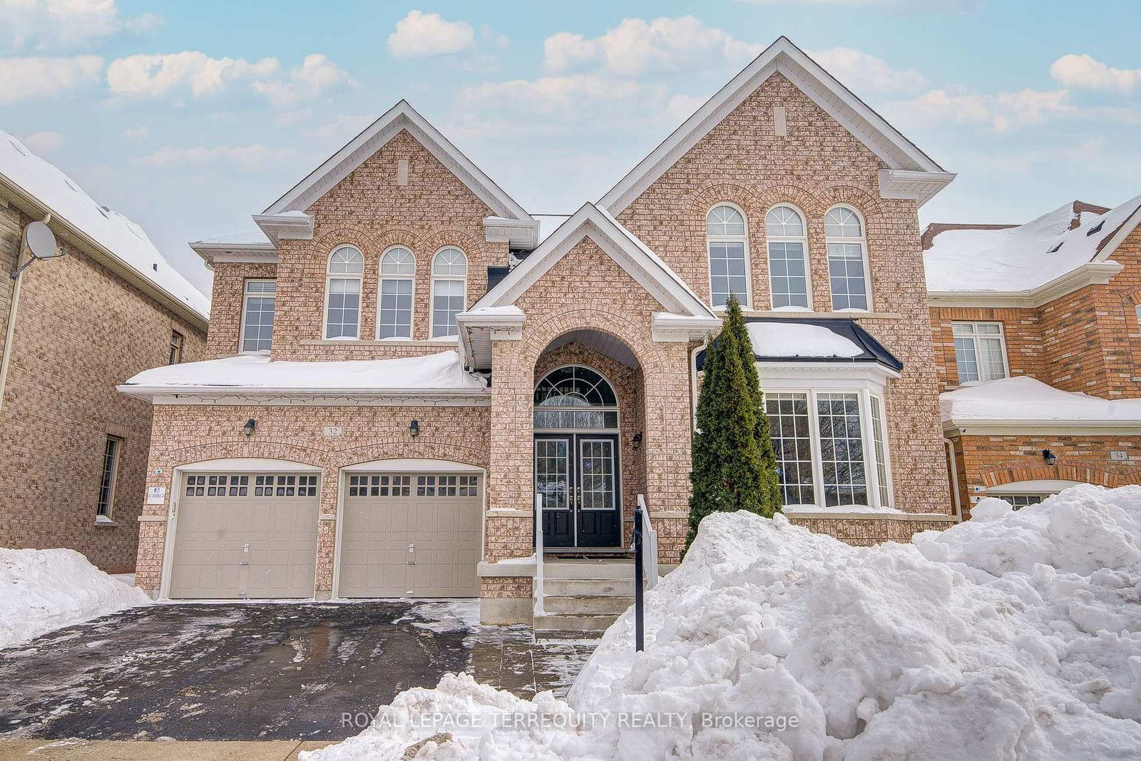 Detached House for sale at 32 Mistyglen Crescent, Brampton, Credit Valley, L6Y 0X2 - MLS: W11982048