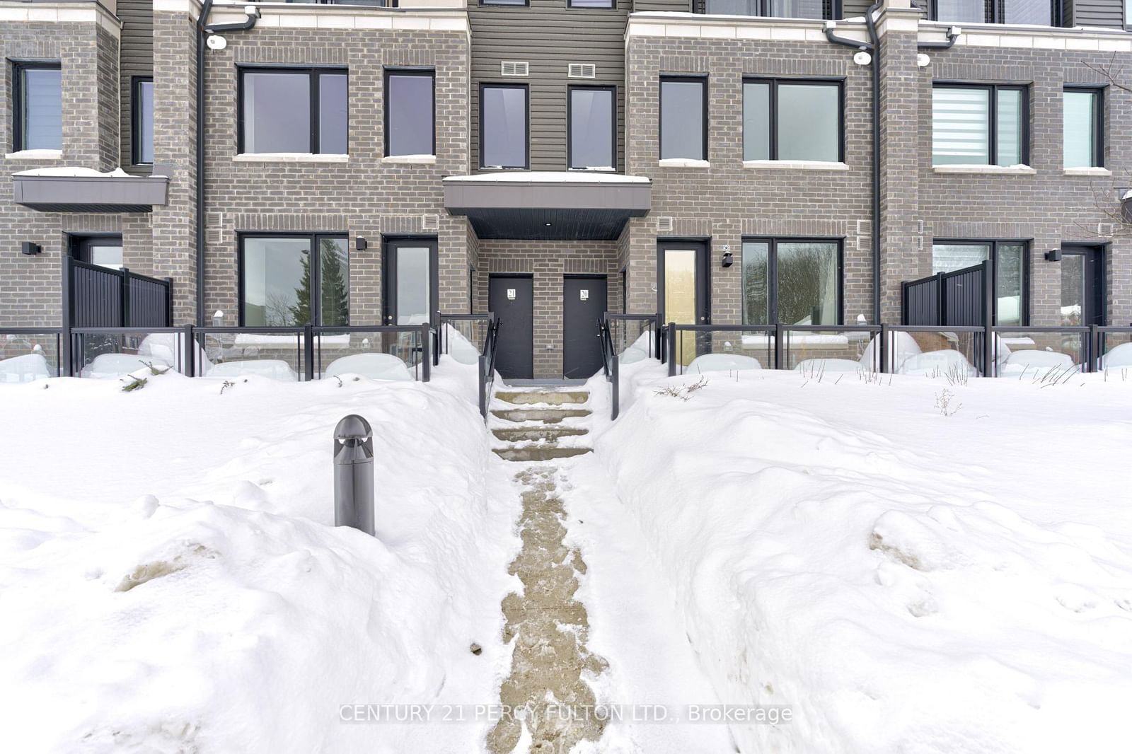 Townhouse for lease at 19-3538 Colonial Drive, Mississauga, Erin Mills, L5L 5R9 - MLS: W11982073