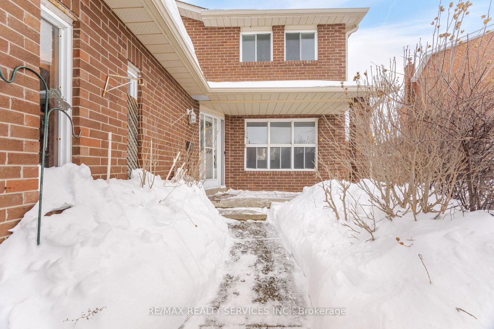 Detached House for sale at 42 Fairlight Street, Brampton, Heart Lake West, L6Z 3W1 - MLS: W11982113