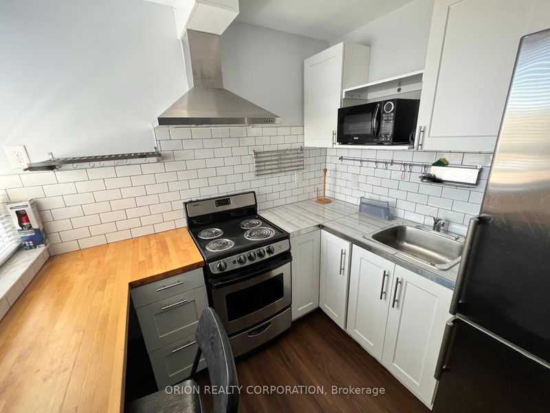 home for lease on 2-388 Browns Line N/A E