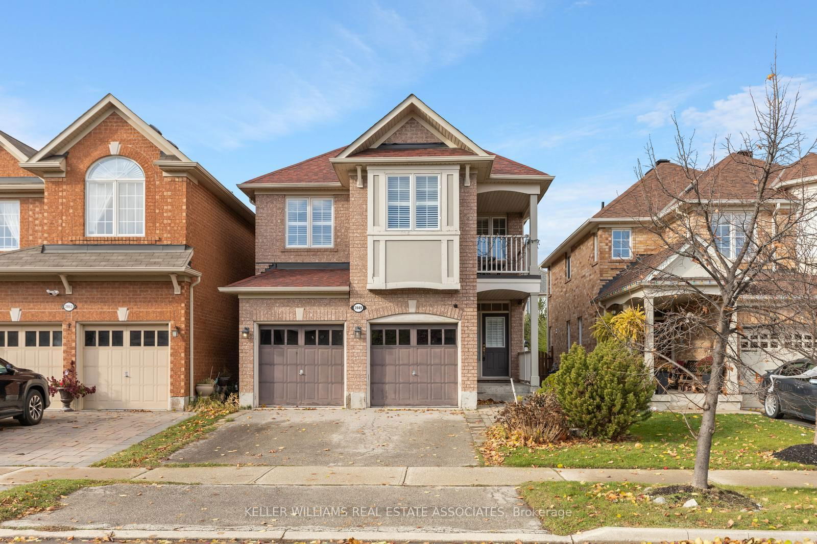 Detached House for sale at 3949 Mayla Drive, Mississauga, Churchill Meadows, L5M 7Y9 - MLS: W11982443