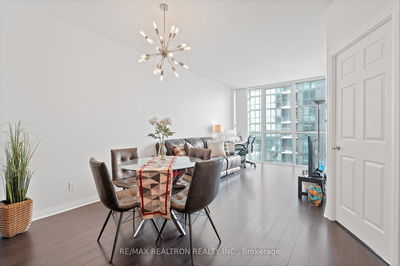 Unit 1001 — 55 Eglinton Ave, Mississauga - Hurontario image-0-3