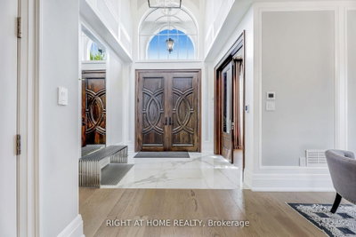 484 Avonwood Drive — photo 3