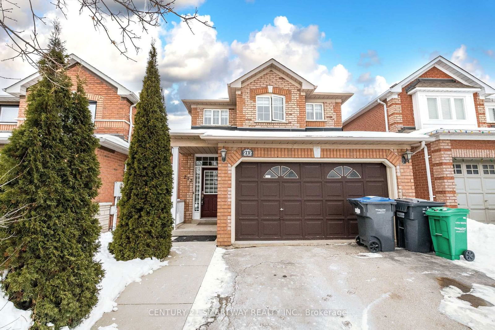 Detached House for sale at 212 Twin Pines Crescent, Brampton, Northwest Sandalwood Parkway, L7A 1N6 - MLS: W11982603