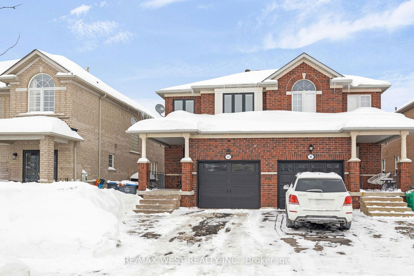 Semi-Detached House for sale at 101 Cedargrove Road, Caledon, Bolton West, L7E 2W6 - MLS: W11982719