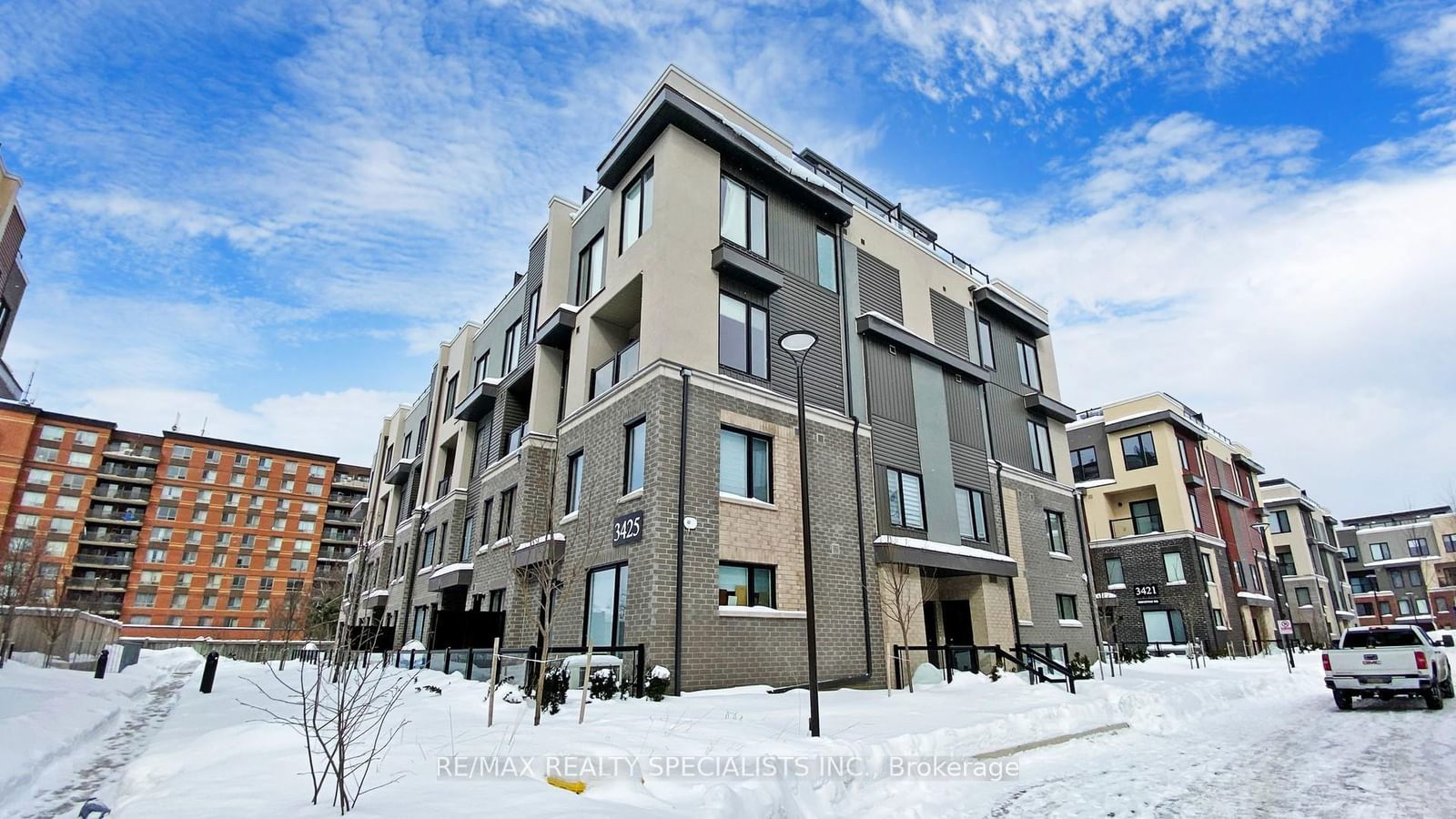 Townhouse for sale at 23-3425 Ridgeway Drive, Mississauga, Erin Mills, L5L 0B9 - MLS: W11982730