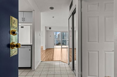 Unit 1904 — 285 Enfield Pl, Mississauga - City Centre image-0-1