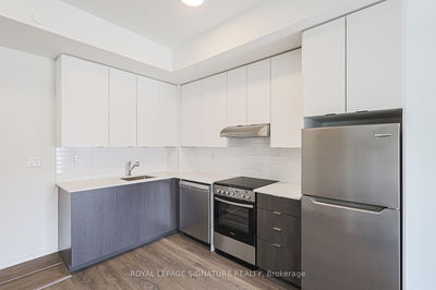 Unit 308 — 125 Canon Jackson Dr, Toronto - Beechborough-Greenbrook image-0-3
