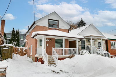 Detached House for lease at 32 Beechwood Avenue, Toronto, Rockcliffe-Smythe, M6N 4T1 - MLS: W11983167