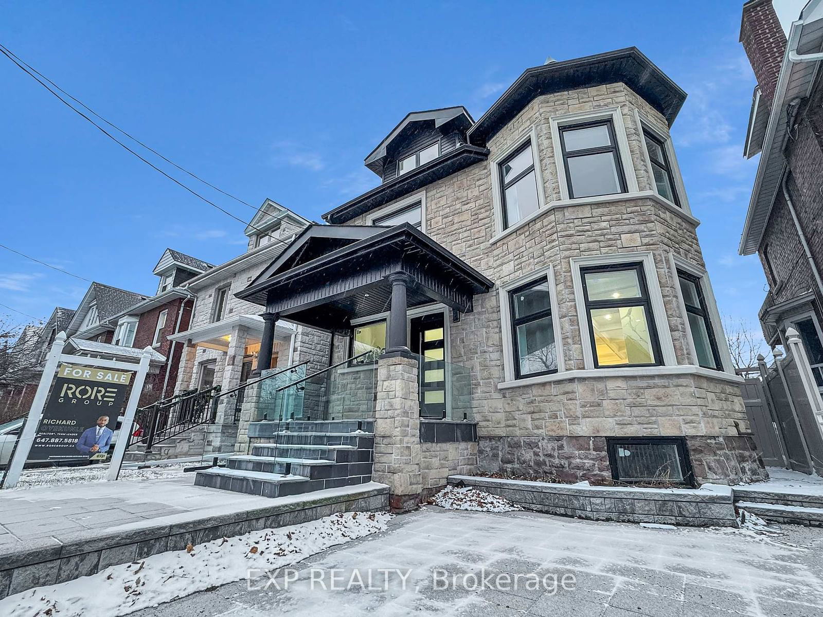 Detached House for sale at 298 Keele Street, Toronto, Junction Area, M6P 2K4 - MLS: W11983362