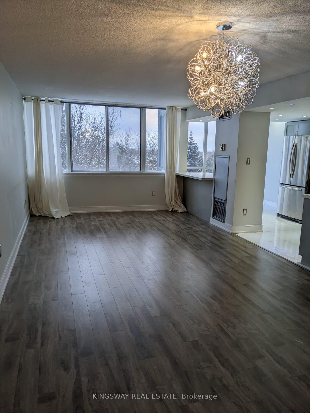 Condo for lease at 404-350 Webb Drive, Mississauga, City Centre, L5B 3W4 - MLS: W11983405