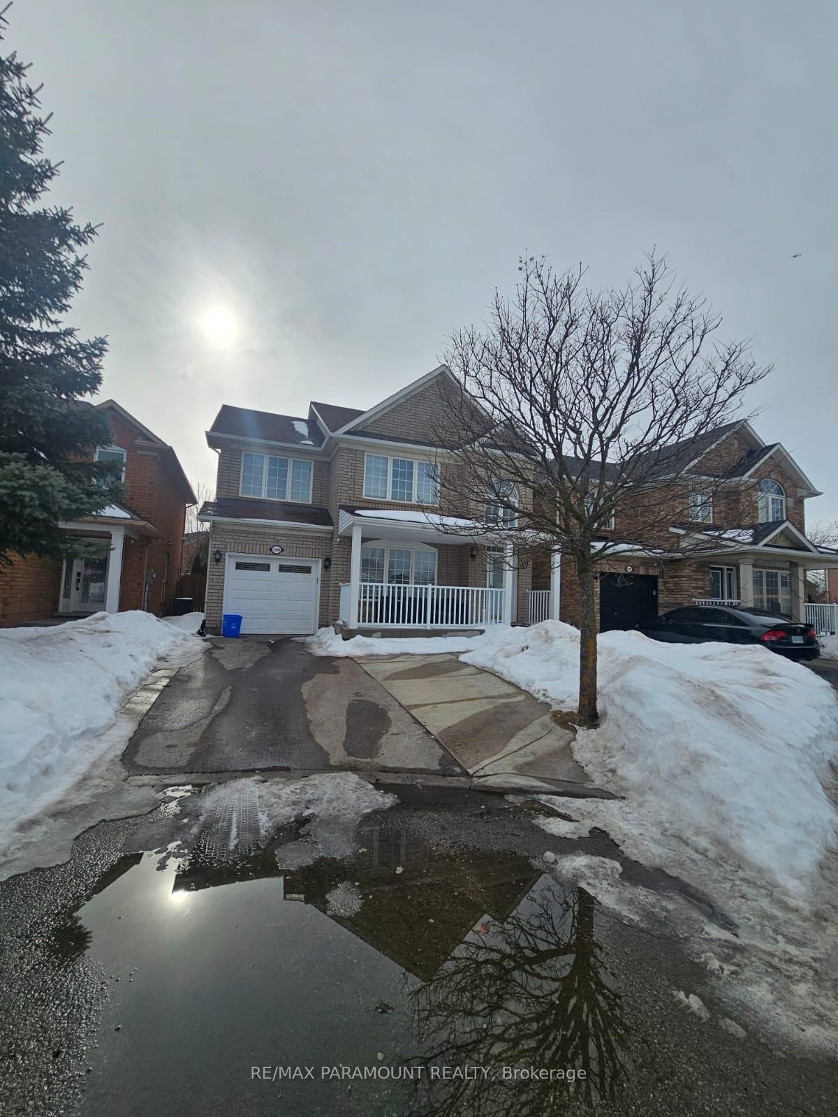 Detached House for lease at 2360 Proudfoot Trail, Oakville, West Oak Trails, L6M 3Y2 - MLS: W11983520