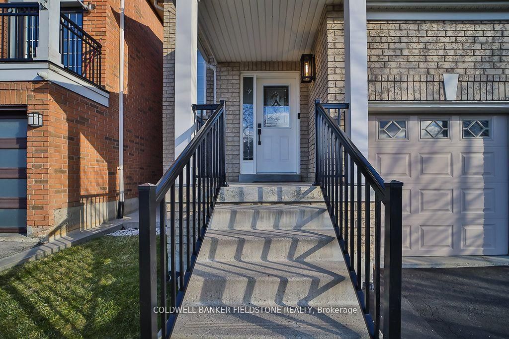 Detached House for sale at 363 Edenbrook Hill Drive, Brampton, Fletcher's Meadow, L7A 2N4 - MLS: W11983774