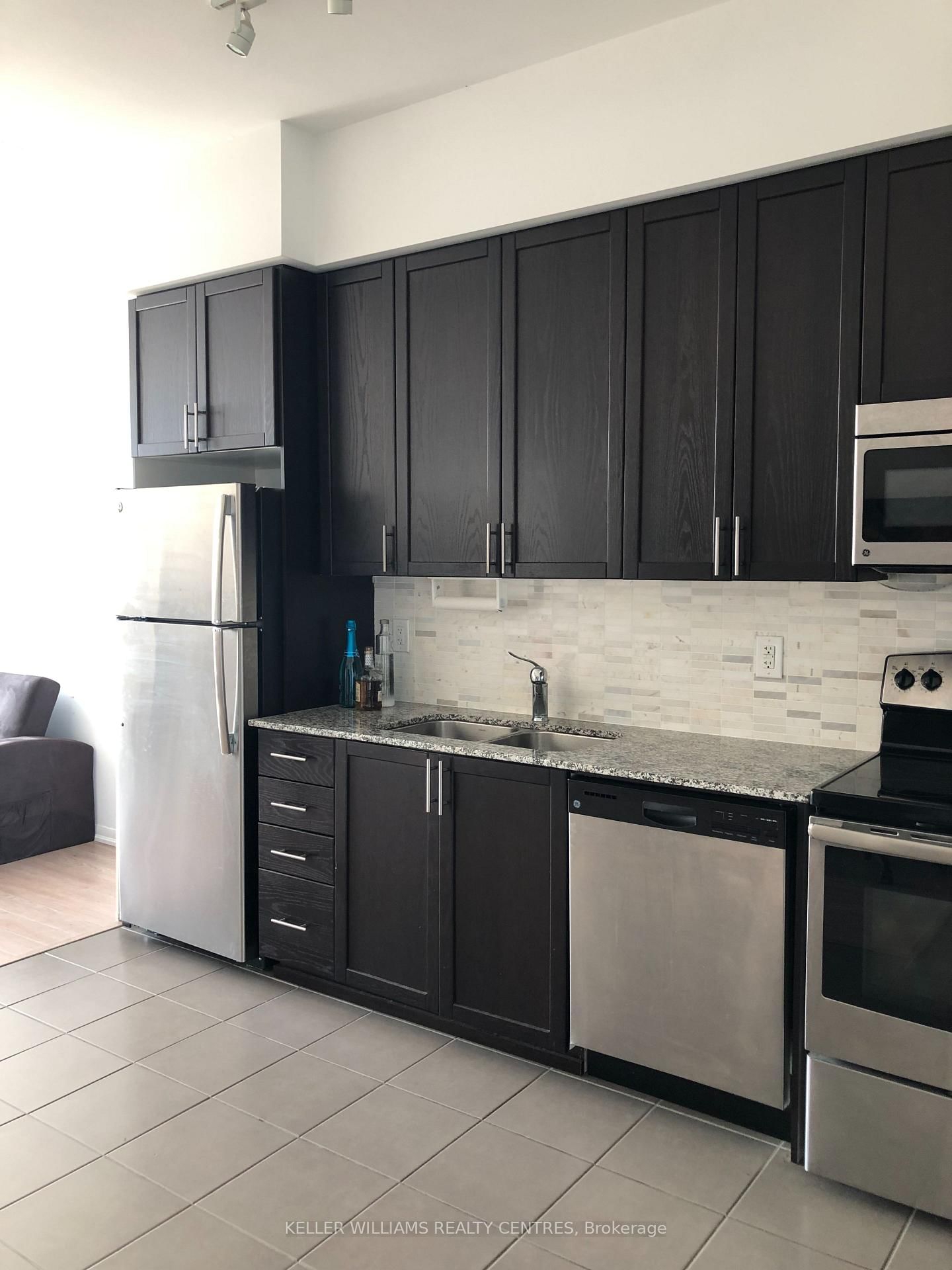 Condo for sale at 843-830 Lawrence Avenue, Toronto, Yorkdale-Glen Park, M6A 0B6 - MLS: W11983785