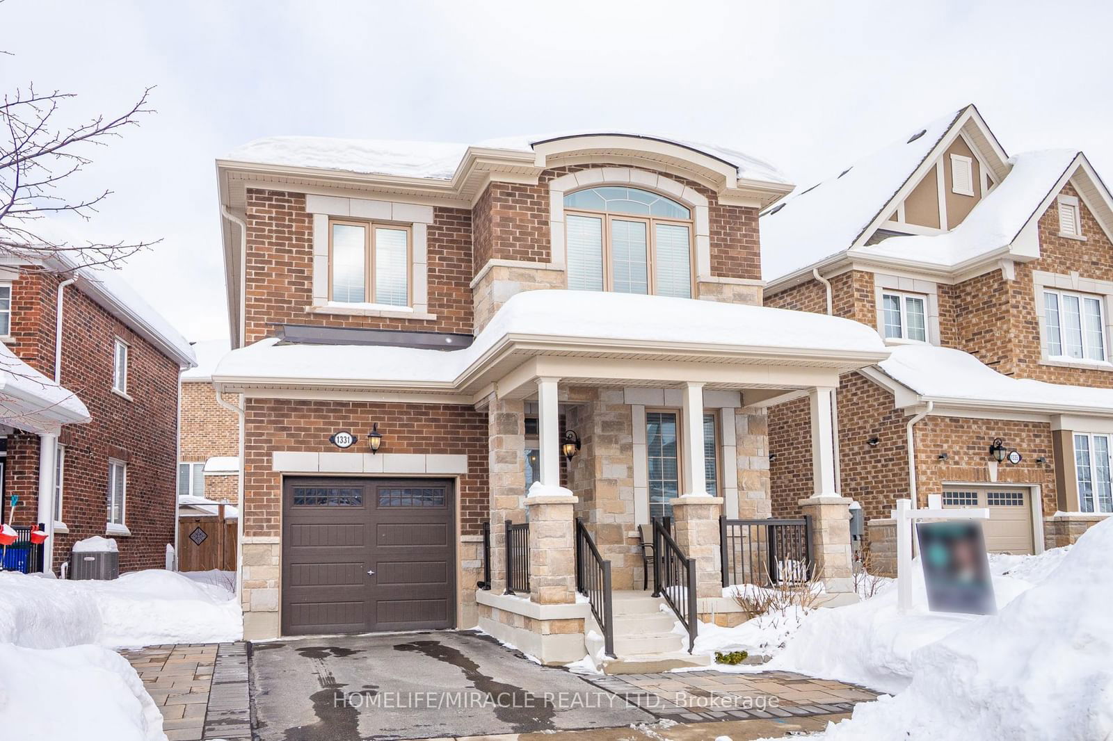 Detached House for sale at 1331 Rose Way, Milton, Cobban, L9E 1M3 - MLS: W11983803