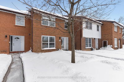 Unit 34 — 8 Balmoral Dr, Brampton - Avondale image-0-2