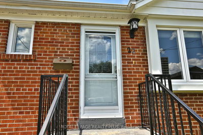 22 Harold St, Toronto - Mimico image-0-3