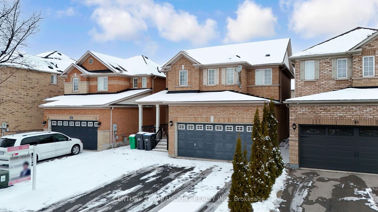 Detached House for sale at 43 Crystal Glen Crescent, Brampton, Credit Valley, L6X 0K1 - MLS: W11983863