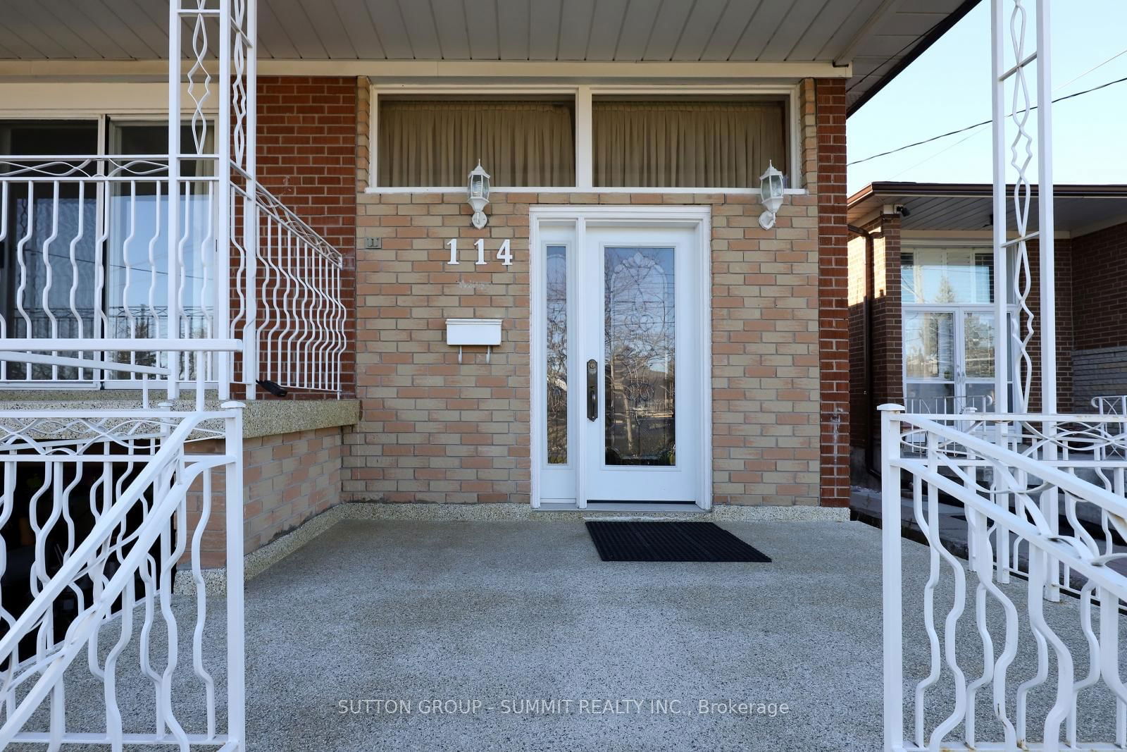 Semi-Detached House leased at MAIN LEVEL-114 Hullmar Drive, Toronto, Black Creek, M3N 2E6 - MLS: W11984108