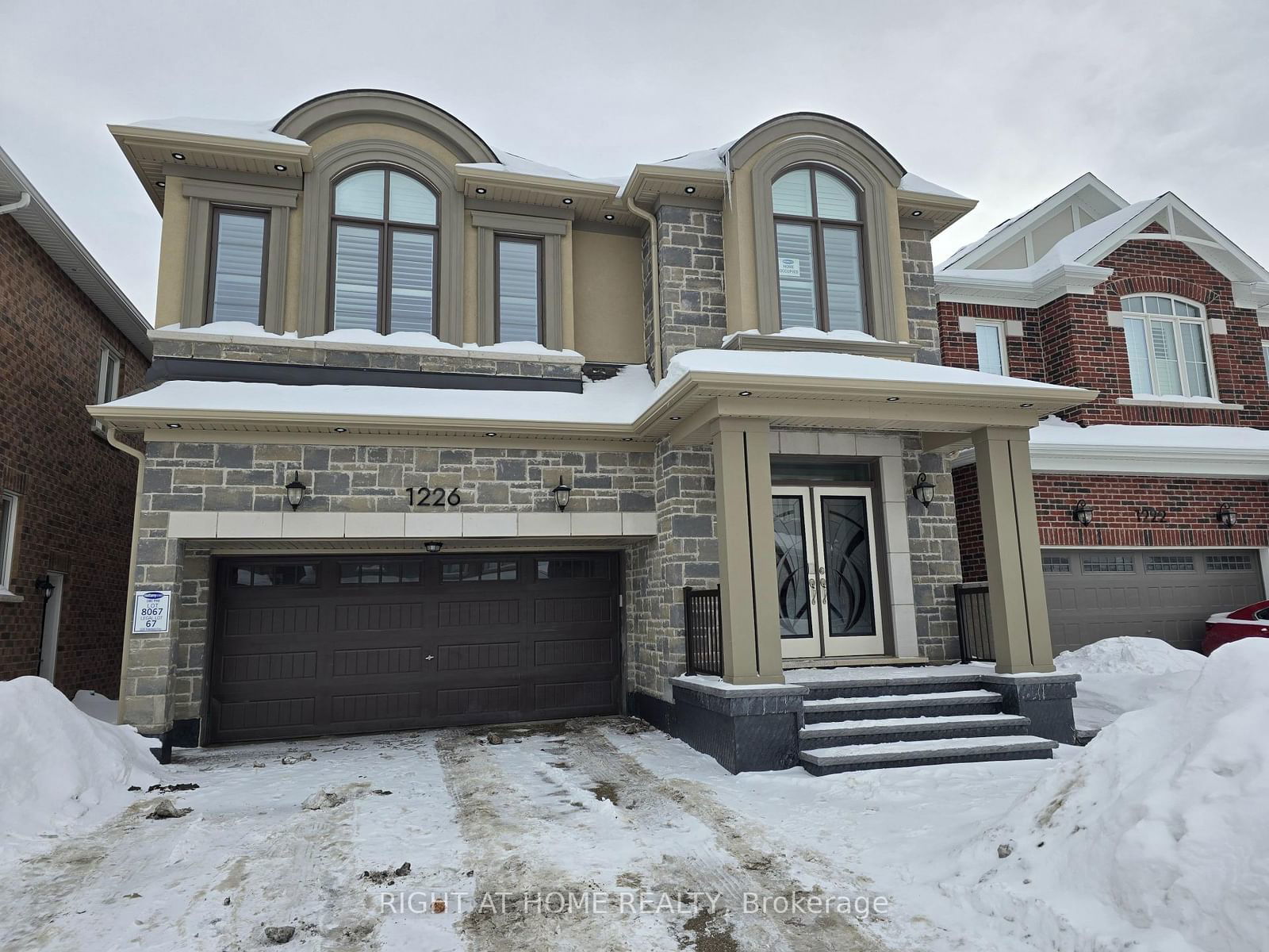 Detached House for lease at (Upper)-1226 Elderberry Crescent, Milton, 1026 - CB Cobban, L9T 2X5 - MLS: W11984142