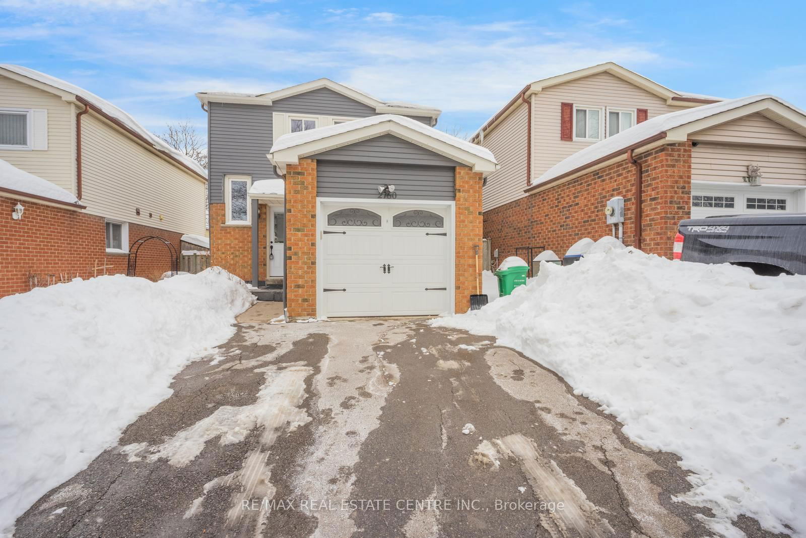 Detached House for sale at 2760 Willowmore Way, Mississauga, Meadowvale, L5N 3N9 - MLS: W11984192