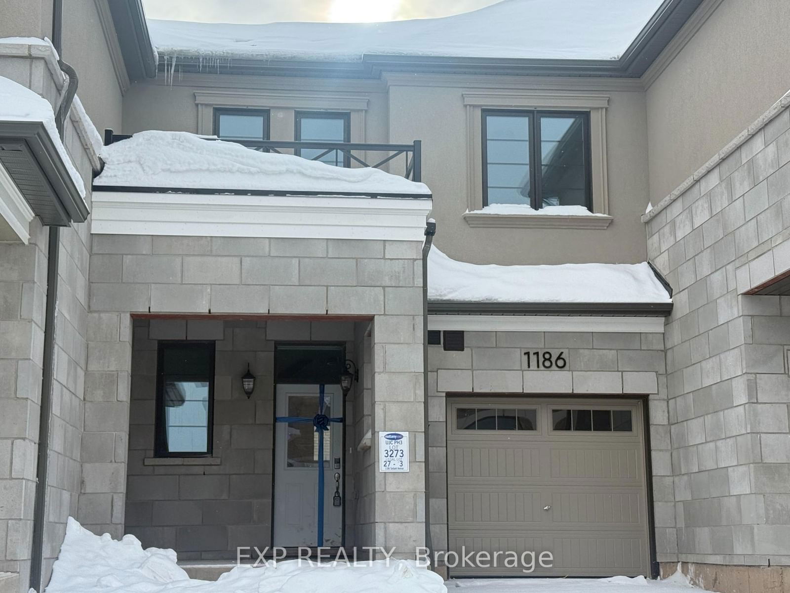 Townhouse for lease at 1186 Tanbark Avenue, Oakville, Rural Oakville, L6H 3X1 - MLS: W11984229