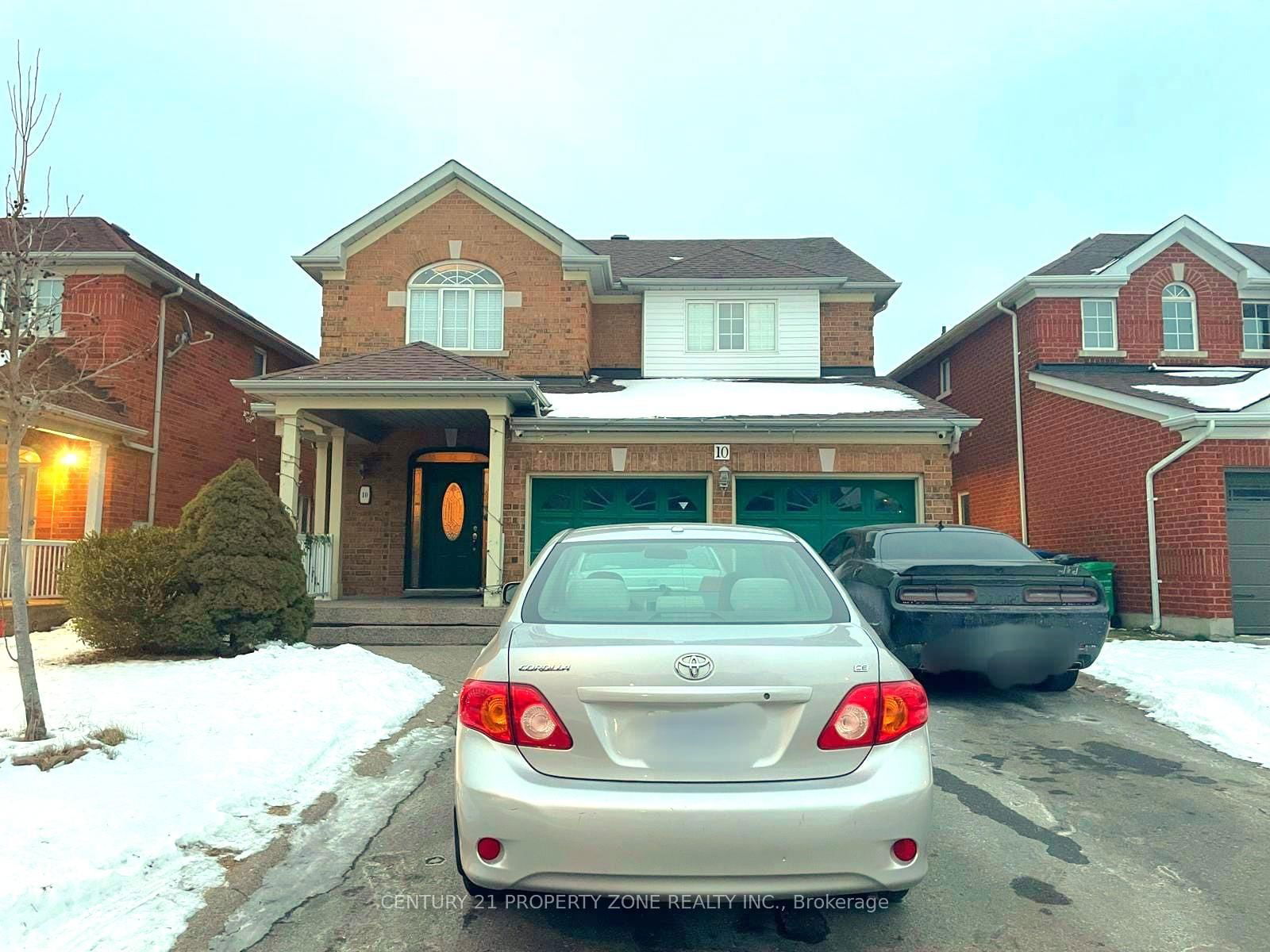 Detached House for lease at 10 Olde Town Road, Brampton, Fletcher's Creek Village, L6X 4V3 - MLS: W11984292