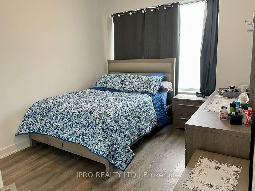 297 Oak Walk Oakville,ON L6H 3R6 — Photo 5