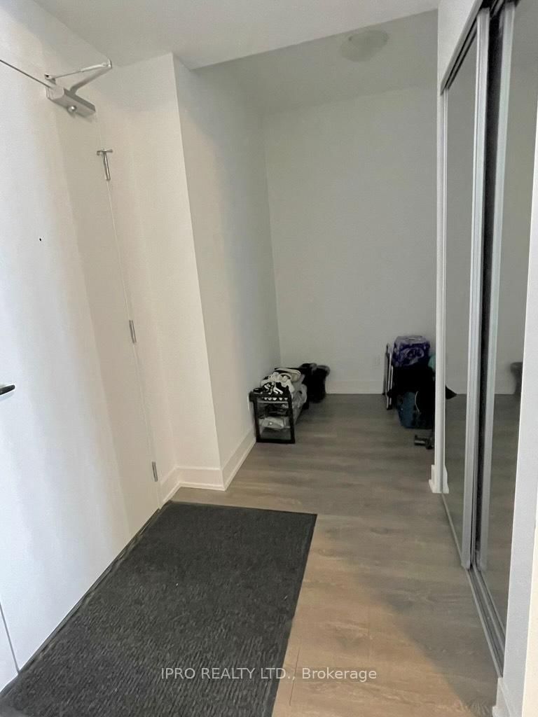 297 Oak Walk Oakville,ON L6H 3R6 — Photo 6