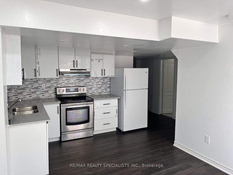 home for lease on BSMT-3838 Althorpe Circle N