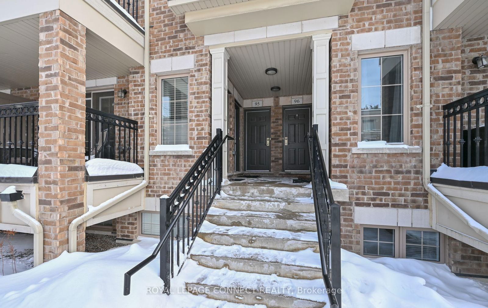 Townhouse for sale at 95-2441 Greenwich Drive, Oakville, Palermo West, L6M 0S3 - MLS: W11984613