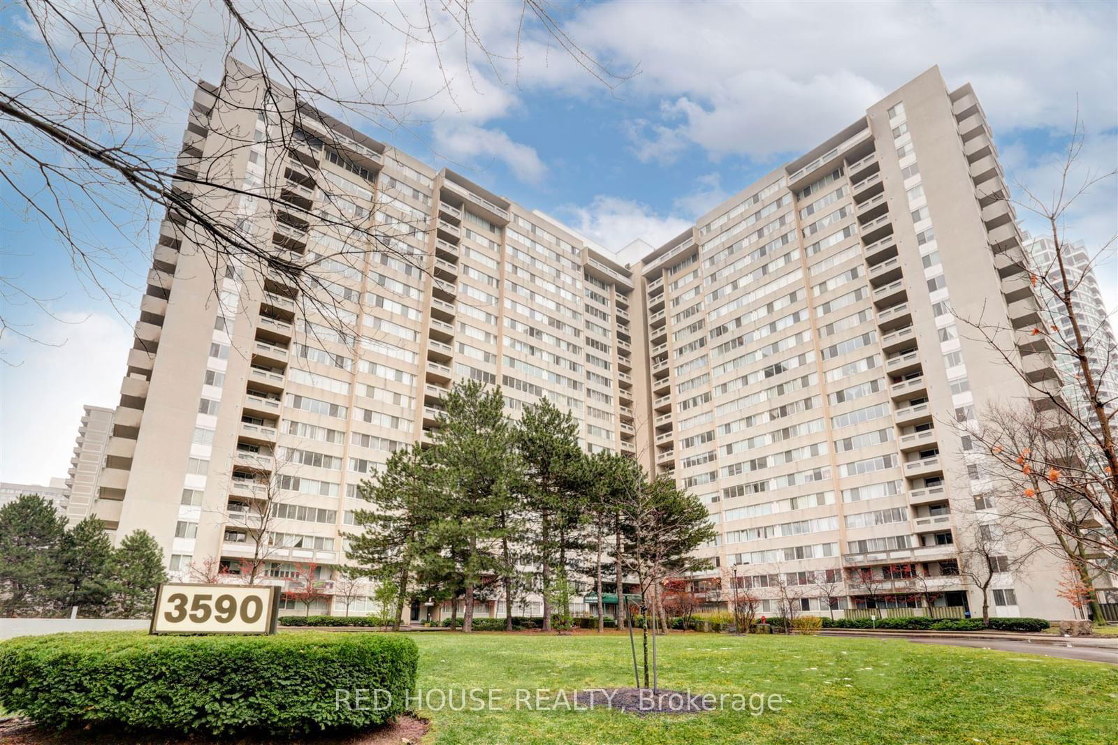 Condo for sale at 705-3590 Kaneff Crescent, Mississauga, Mississauga Valleys, L5A 3X3 - MLS: W11984782