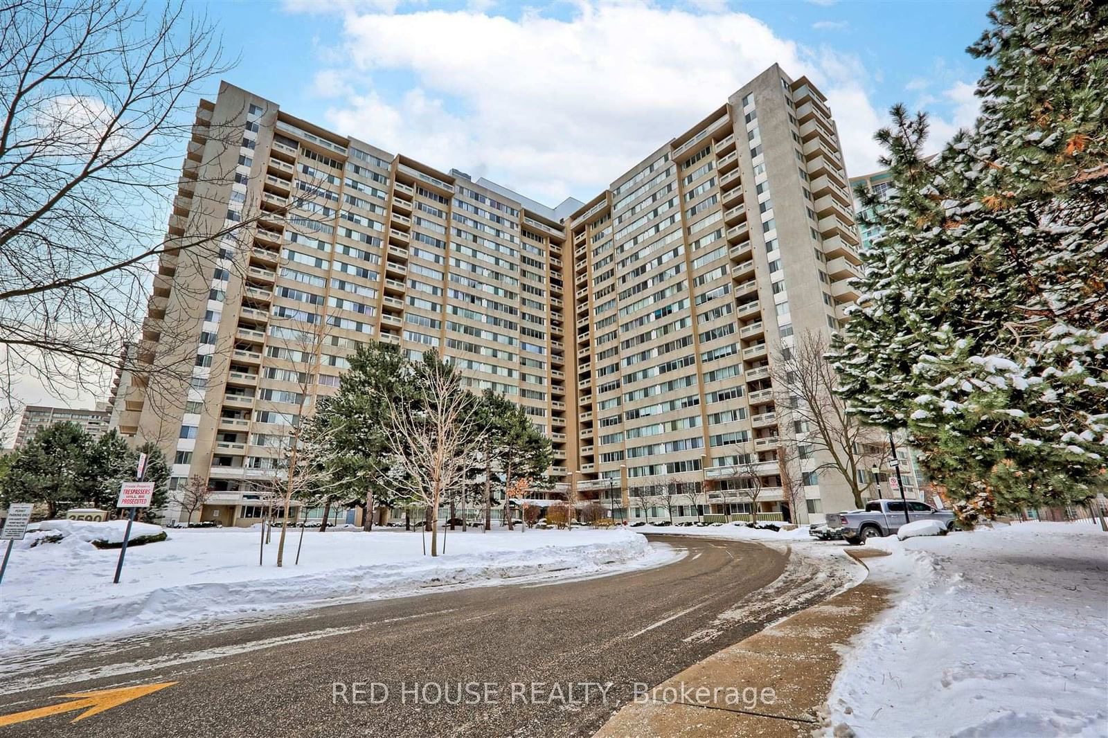 Condo for sale at 705-3590 Kaneff Crescent, Mississauga, Mississauga Valleys, L5A 3X3 - MLS: W11984782