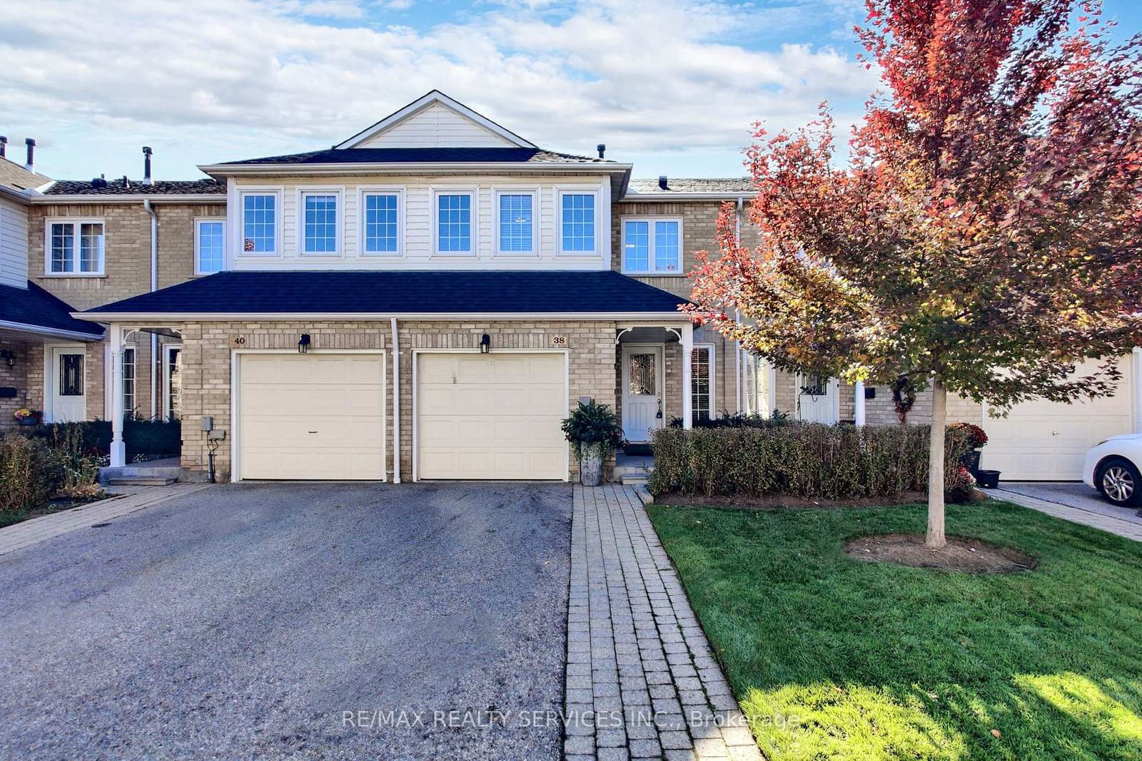 Townhouse for sale at 38 Heathcliffe Square, Brampton, Central Park, L6S 5P7 - MLS: W11984859