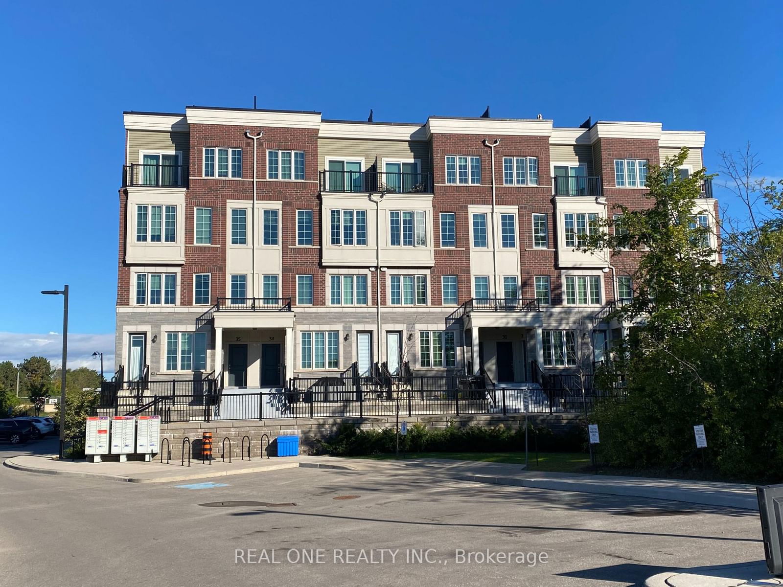 Townhouse for lease at 30-2199 Lillykin Street, Oakville, River Oaks, L6H 0X6 - MLS: W11984929