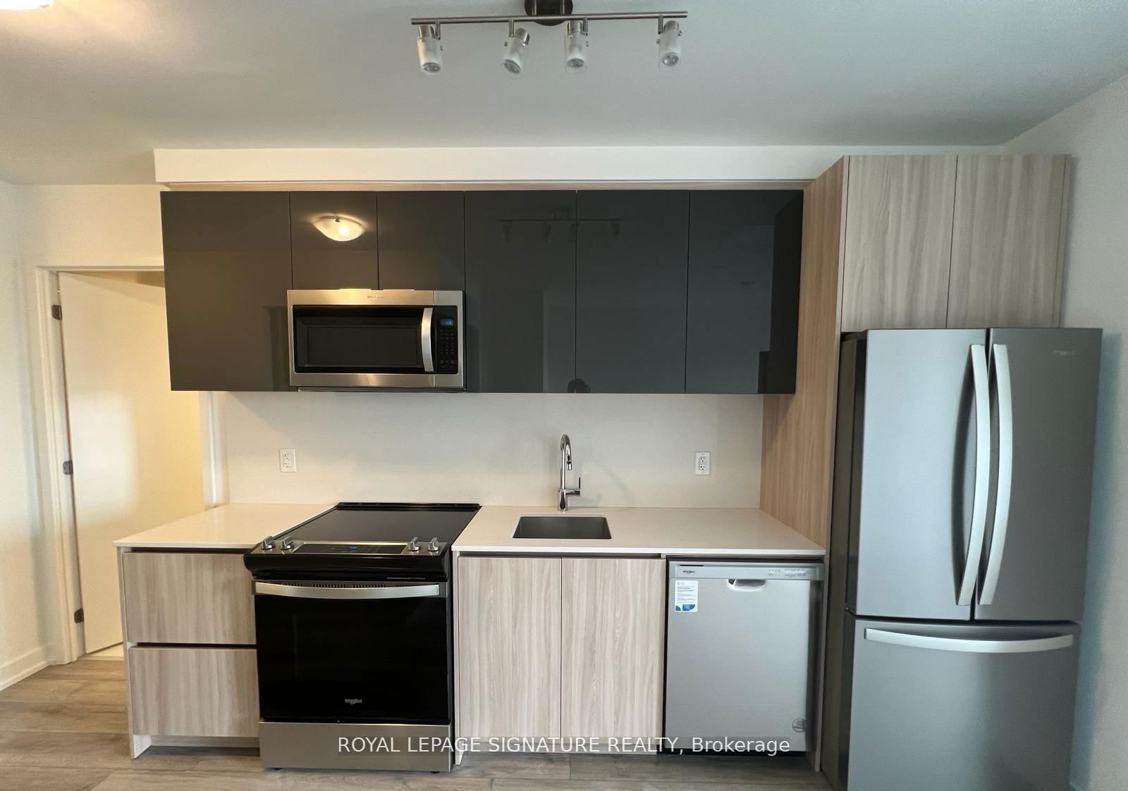 Condo for lease at 628-3100 Keele Street, Toronto, Downsview-Roding-CFB, M3M 0E1 - MLS: W11985151