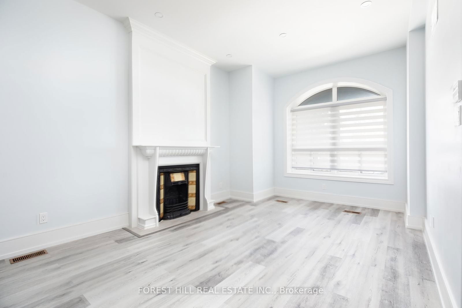 Detached House for lease at Main-1588 King Street, Toronto, South Parkdale, M6K 1J7 - MLS: W11985187