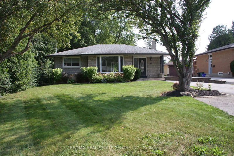 home for lease on Upper Level-46 Delrex Boulevard