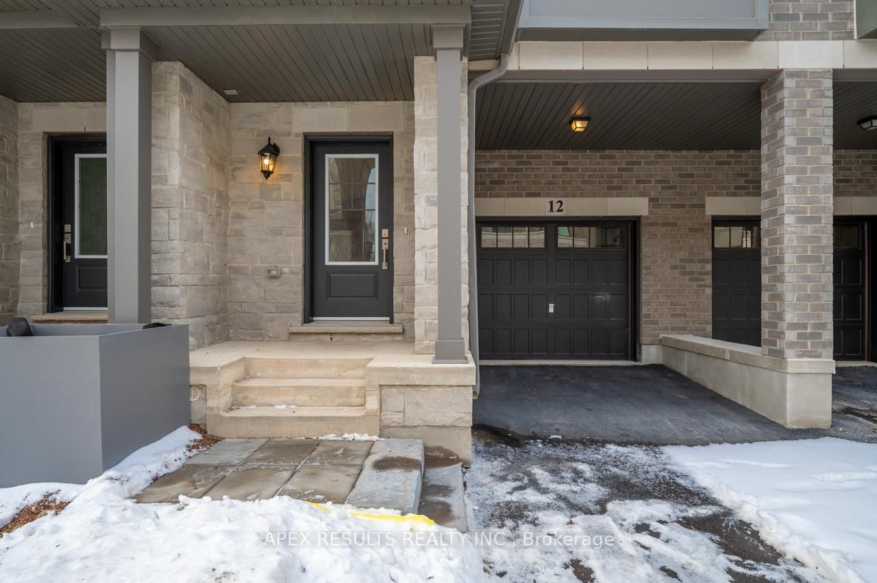 Townhouse for sale at 12 Folcroft Street, Brampton, Credit Valley, L6Y 0B6 - MLS: W11985280