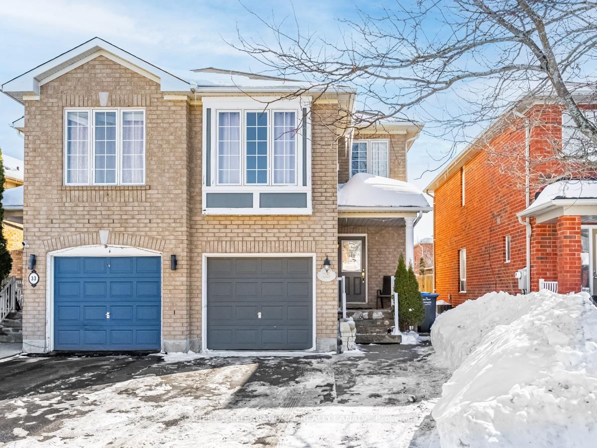 Semi-Detached House for sale at 35 Roadmaster Lane, Brampton, Fletcher's Meadow, L7A 3A7 - MLS: W11985497