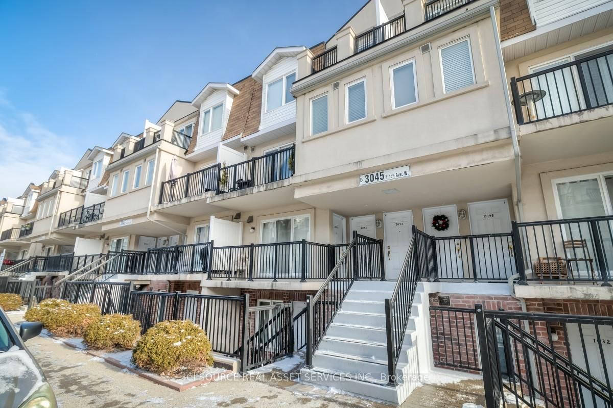 Townhouse leased at 2091-3045 Finch Avenue, Toronto, Humbermede, M9M 0A5 - MLS: W11985531