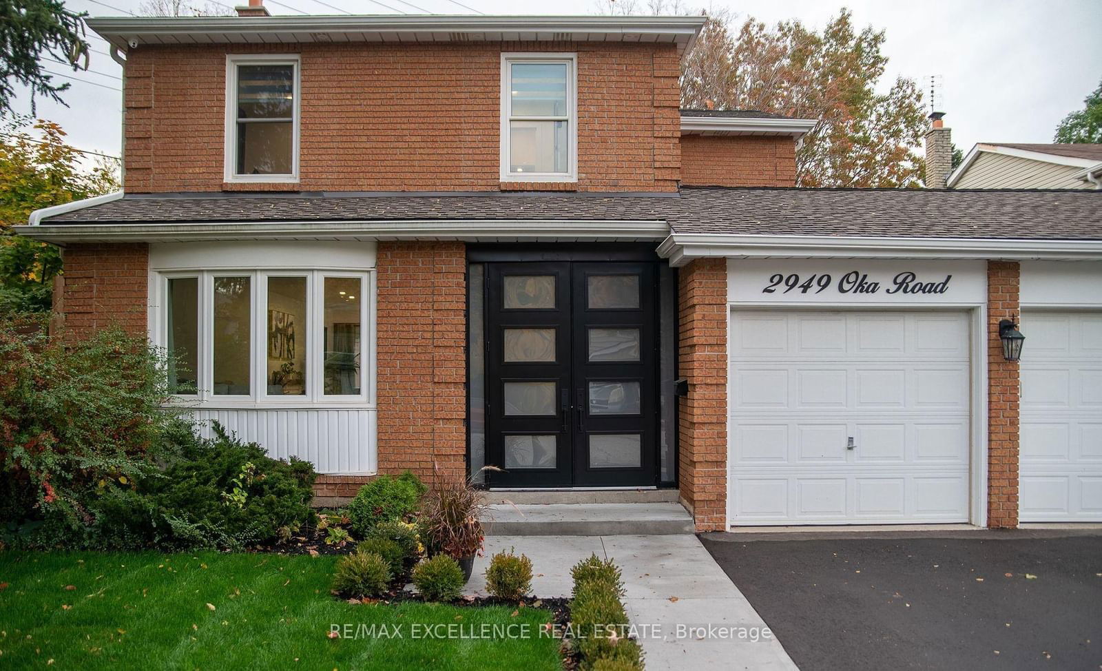 Detached House for sale at 2949 Oka Road, Mississauga, Meadowvale, L5N 1W8 - MLS: W11985725