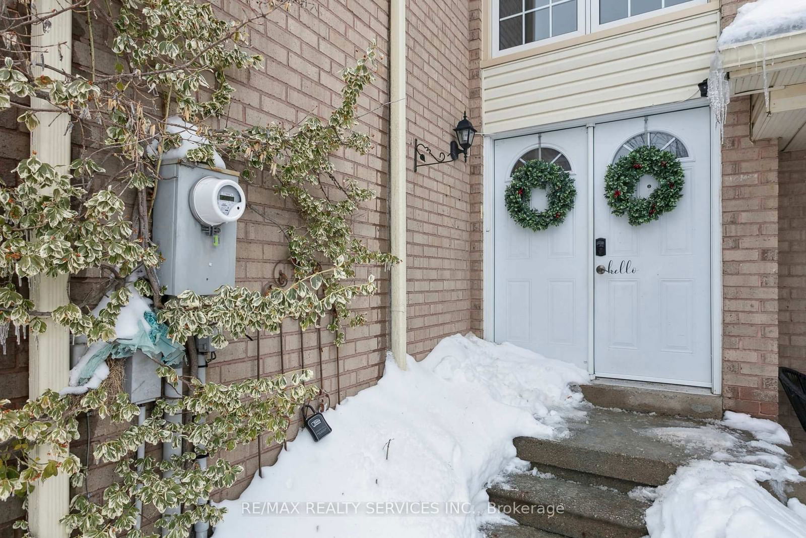 Townhouse for sale at 20 Chipstead Avenue, Brampton, Northwood Park, L6X 4G8 - MLS: W11985740