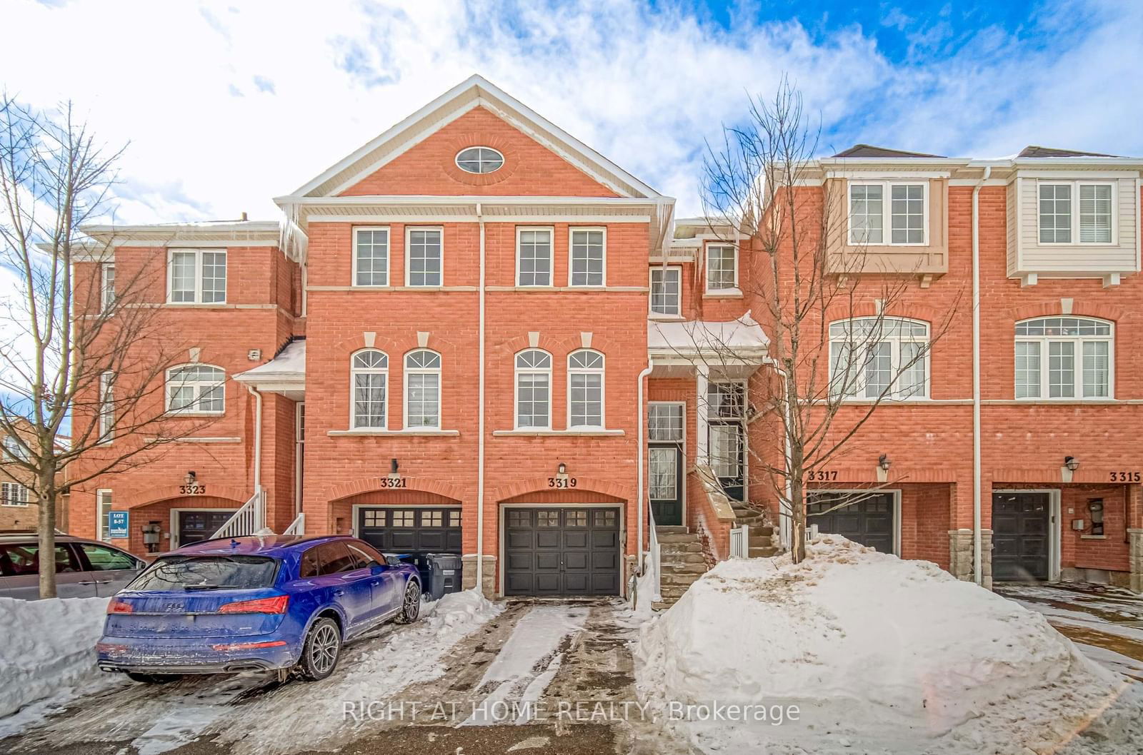 Townhouse for sale at 3319 Redpath Circle, Mississauga, Lisgar, L5N 8R4 - MLS: W11986017