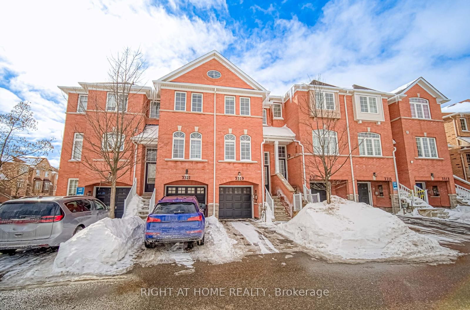 Townhouse for sale at 3319 Redpath Circle, Mississauga, Lisgar, L5N 8R4 - MLS: W11986017